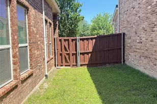 2108 Harris Pl, Plano, TX 75025 - Photo 7