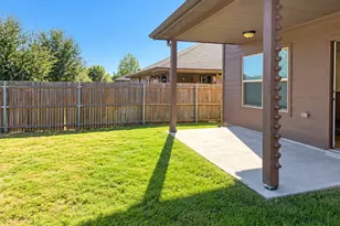 644 River Rock Dr, Azle, TX 76020 - Photo 3