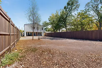 3325 Hammerly Drive, Dallas, TX 75212 - Photo 21