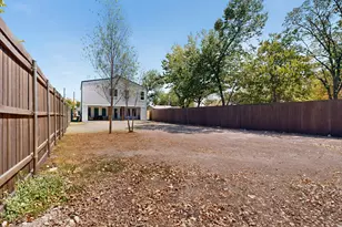 3325 Hammerly Dr, Dallas, TX 75212 - Photo 21