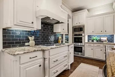 6345 Goliad Avenue, Dallas, TX 75214 - Photo 9