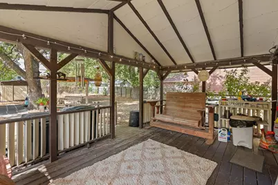 706 W Lone Star Avenue, Cleburne, TX 76033 - Photo 25