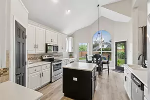 7914 Kings Ct, Rowlett, TX 75089 - Photo 9