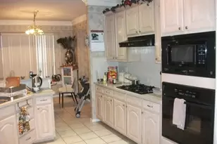12721 Red Cedar Dr, Fort Worth, TX 76040 - Photo 9