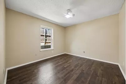 900 Rosewood Court, Euless, TX 76039 - Photo 15