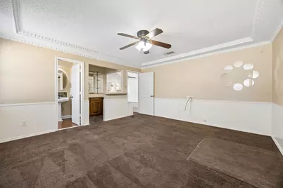 900 Rosewood Court, Euless, TX 76039 - Photo 9