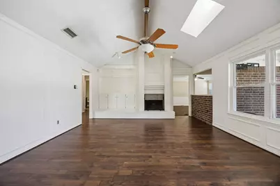 900 Rosewood Court, Euless, TX 76039 - Photo 7