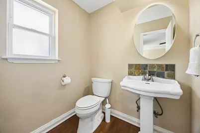 900 Rosewood Court, Euless, TX 76039 - Photo 11