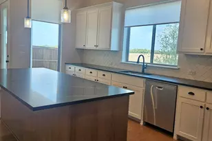 221 Chestnut St, Celina, TX 75009 - Photo 7