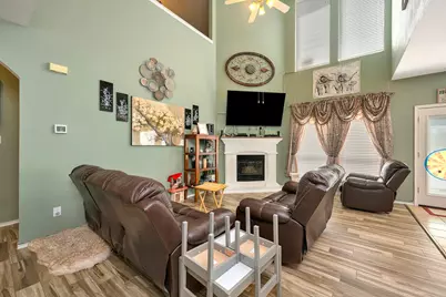 6369 Redeagle Creek Drive, Fort Worth, TX 76179 - Photo 3