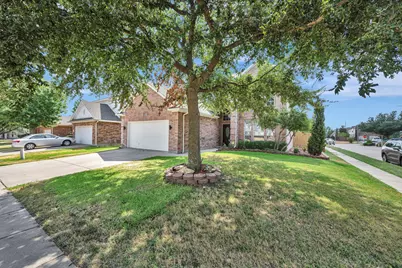 6369 Redeagle Creek Drive, Fort Worth, TX 76179 - Photo 1