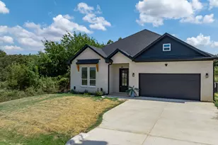 27155 Whispering Meadow Dr, Whitney, TX 76692 - Photo 3