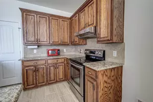 506 Spring Dr, Shady Shores, TX 76208 - Photo 11