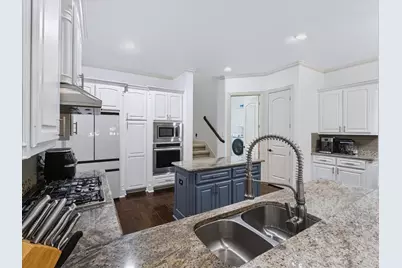 4720 Trevor Trail, Grapevine, TX 76051 - Photo 15