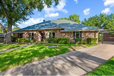 805 Shadycreek Court, Arlington, TX 76013 - Photo 3