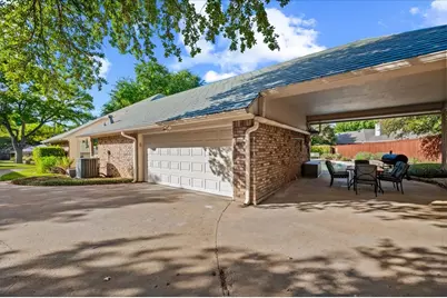 805 Shadycreek Court, Arlington, TX 76013 - Photo 31