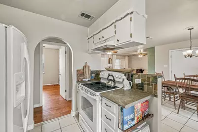 525 Vine Street, Weatherford, TX 76086 - Photo 11