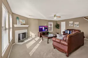 4721 Sleepy Ridge Cir, Fort Worth, TX 76133 - Photo 5