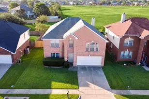 4721 Sleepy Ridge Cir, Fort Worth, TX 76133 - Photo 31