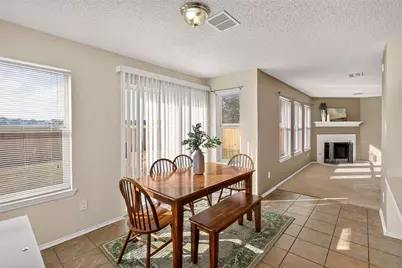 4721 Sleepy Ridge Circle, Fort Worth, TX 76133 - Photo 13