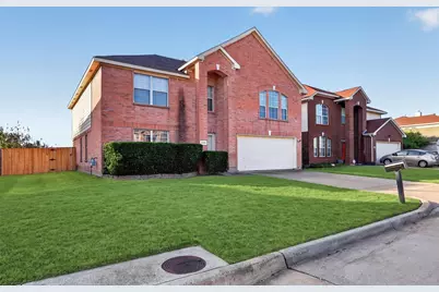 4721 Sleepy Ridge Circle, Fort Worth, TX 76133 - Photo 1