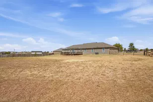 200 Live Oak Ln, Decatur, TX 76234 - Photo 29