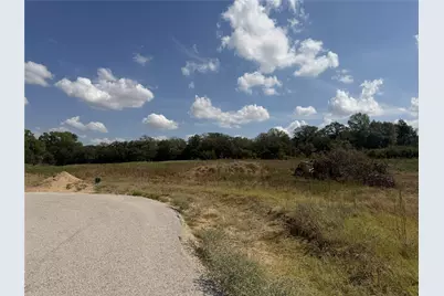 2016 Hoopers Court, Weatherford, TX 76085 - Photo 5