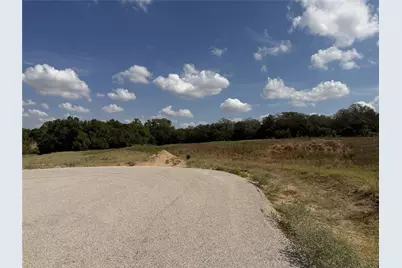 2016 Hoopers Court, Weatherford, TX 76085 - Photo 3