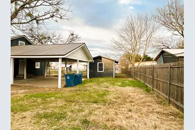 413 E 3rd Street, Blooming Grove, TX 76626 - Photo 21