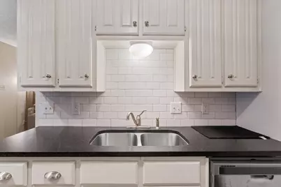 1214 Baylor Avenue #202, Waco, TX 76706 - Photo 9