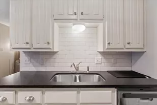 1214 Baylor Ave, Waco, TX 76706 - Photo 9