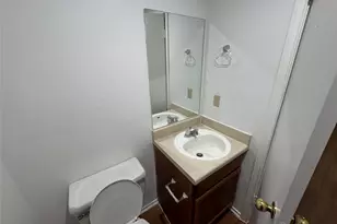 702 Bel Aire, Irving, TX 75061 - Photo 13