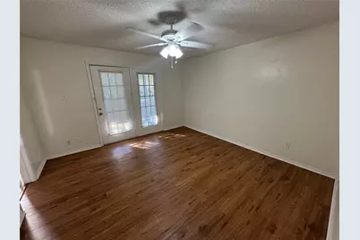 702 Bel Aire, Irving, TX 75061 - Photo 21
