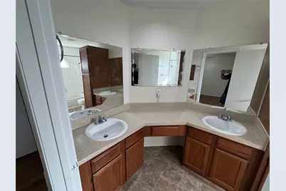 702 Bel Aire, Irving, TX 75061 - Photo 27