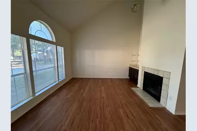 702 Bel Aire, Irving, TX 75061 - Photo 5