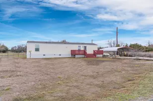 635 Fielder Rd, Van Alstyne, TX 75495 - Photo 1