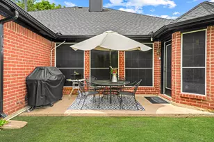 1040 Essex Dr, Cedar Hill, TX 75104 - Photo 21