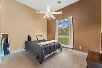 1040 Essex Drive, Cedar Hill, TX 75104 - Photo 13