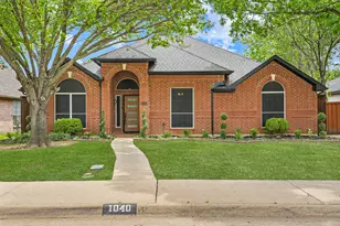 1040 Essex Dr, Cedar Hill, TX 75104 - Photo 1