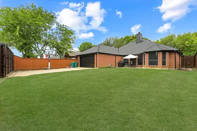 1040 Essex Drive, Cedar Hill, TX 75104 - Photo 23