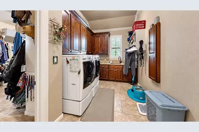 1729 Bent Tree Court, Granbury, TX 76049 - Photo 23
