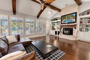 1729 Bent Tree Ct, Granbury, TX 76049 - Photo 5