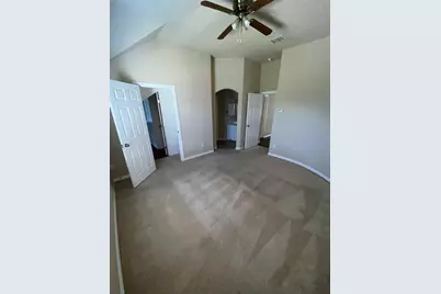 10045 Bluewater Terrace, Irving, TX 75063 - Photo 21