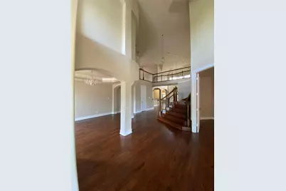 10045 Bluewater Terrace, Irving, TX 75063 - Photo 15