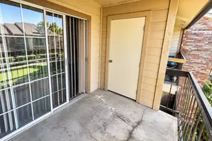 12484 Abrams Rd, Dallas, TX 75243 - Photo 11