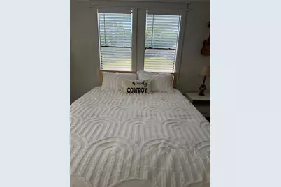 108 NW 30th Street, Fort Worth, TX 76106 - Photo 11