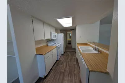 7431 Holly Hill Drive #204, Dallas, TX 75231 - Photo 5