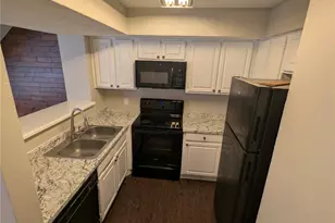 2310 Bamboo Dr, Arlington, TX 76006 - Photo 5