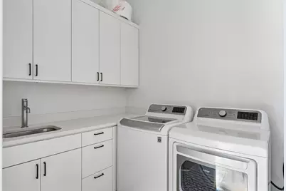 8546 Glencrest Lane, Dallas, TX 75209 - Photo 7