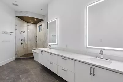 8546 Glencrest Lane, Dallas, TX 75209 - Photo 23